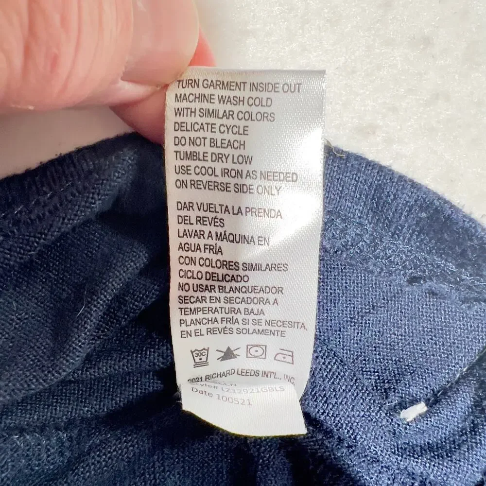 Disney Stitch Lilo Sleepwear Night Shirt Woman Medium 8-10 '21 Print Navy - Picture 14 of 15